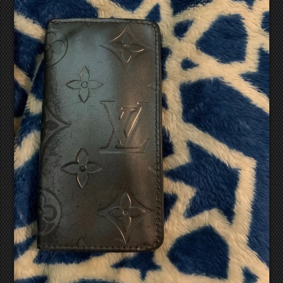 Louis Vuitton black wallet and key cles - Picture 8 of 8